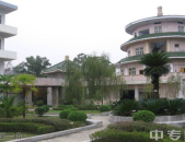 重庆市黔江中学,铸就未来领袖，培育时代英才